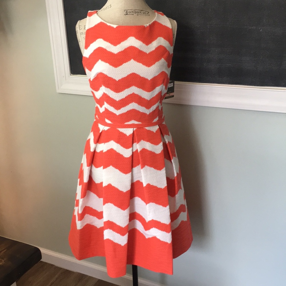 Taylor Red Orange A Line Printed Dress 10 NWT - Picture 2 of 7